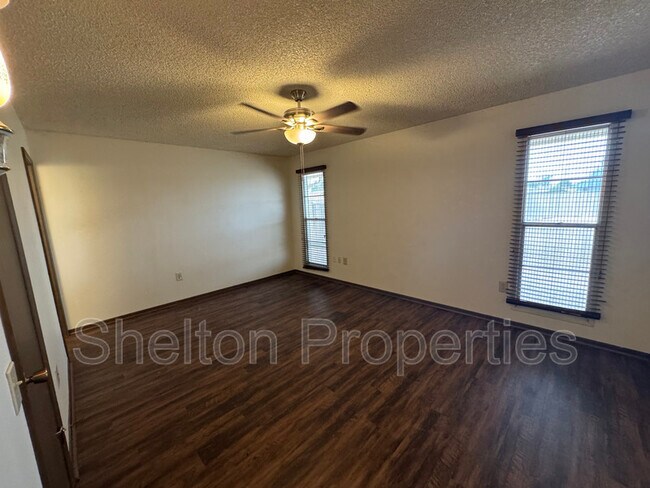 Building Photo - 12503 W Rampart Dr
