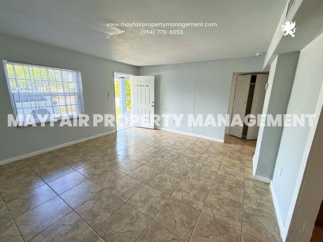 Building Photo - 400 Opa-Locka Blvd
