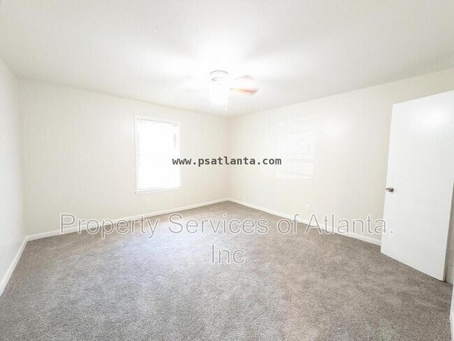 Building Photo - 564 Evergreen Terrace
