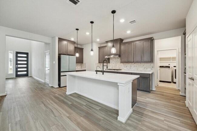 Building Photo - 9219 Edgeberry Dr