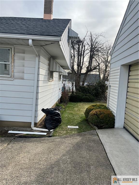 Building Photo - 102 Prentice Ave