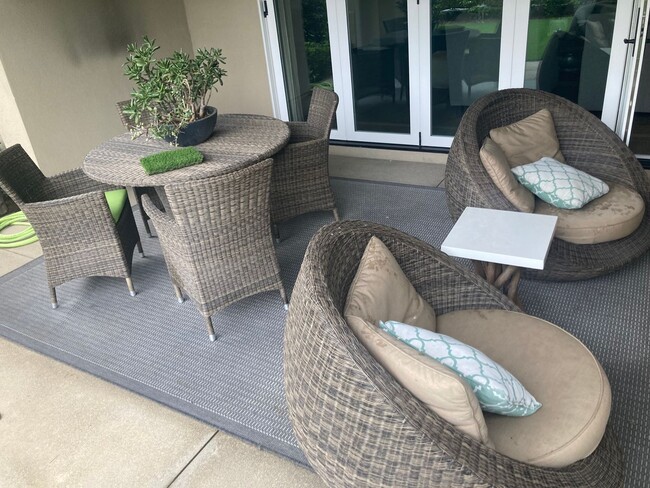 Building Photo - Exceptional Remodeled & Professionally Fur...