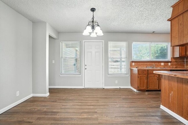Building Photo - 2929 S 138th E Pl