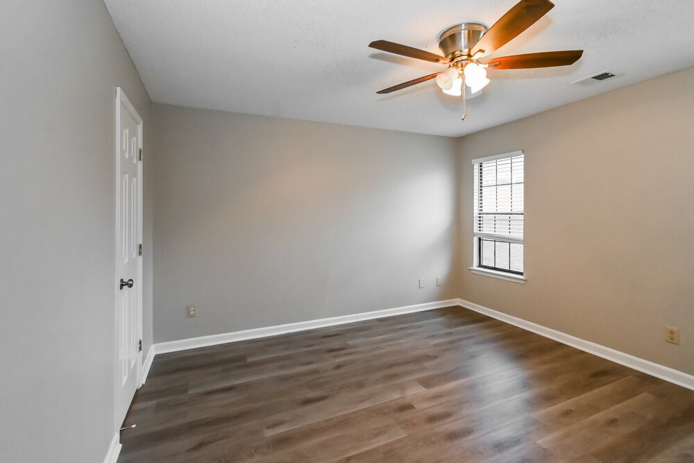 Building Photo - 2811 Maryland Cir E