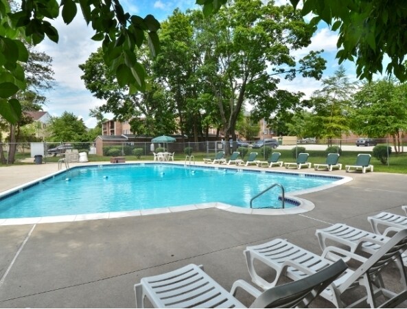 Pool - Paoli Place South Valley Townhomes