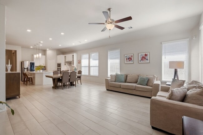 Building Photo - 32080 August Woods Wy