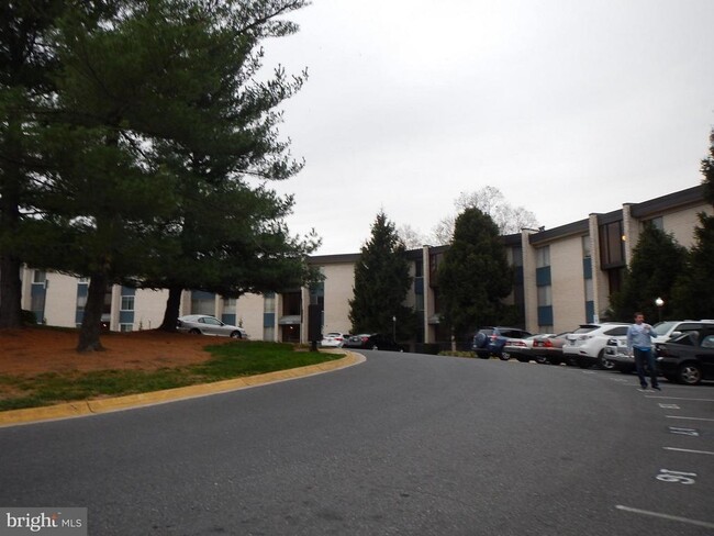 Building Photo - 14618 Bauer Dr