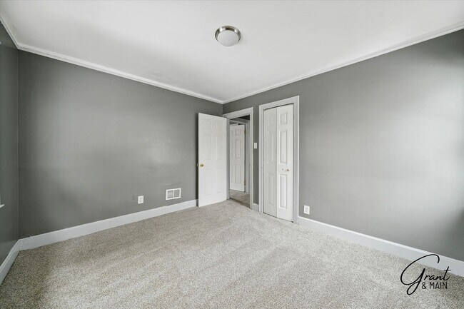 Building Photo - 15886 Woodingham Dr