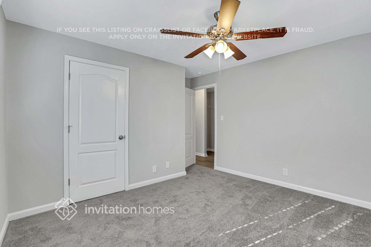 Building Photo - 300 Banberry Dr SE