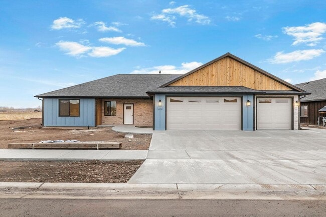 Building Photo - K288LI