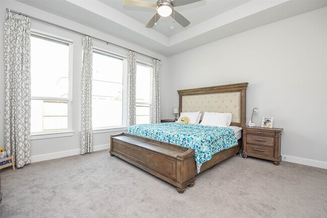 Building Photo - 8906 Luddenham Lilac Ln