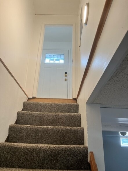 Exterior door from inside unit - 510 E King St