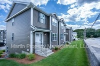 Building Photo - 4 Fairview St