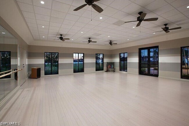 Building Photo - 12032 Hawthorn Lake Dr