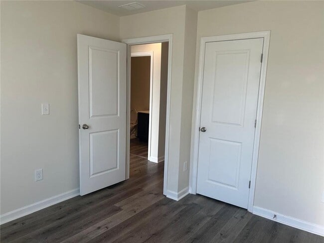 Building Photo - 6412 Mountain Home Way