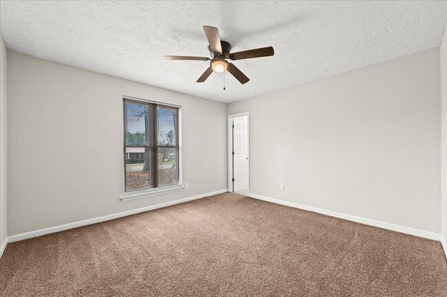 Building Photo - 2357 Basswood Dr