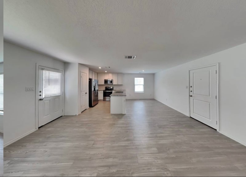 Building Photo - 145 Parish Ln