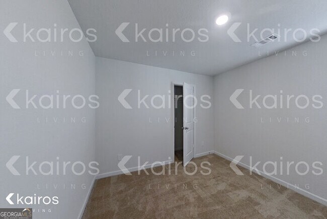 Building Photo - 3474 Bridgewood Dr