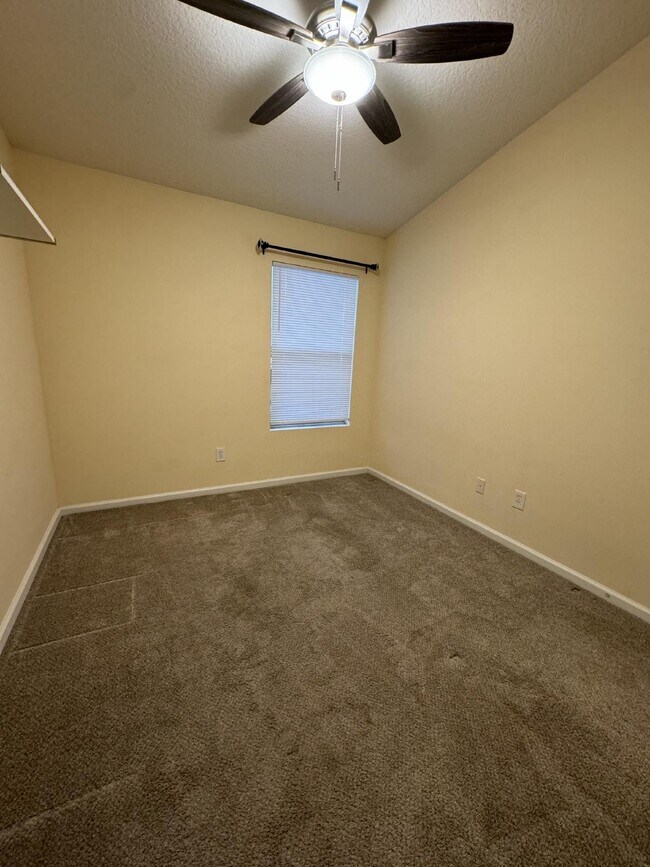 Building Photo - 3 bedroom 2.5 bath townhome in Bartram Park