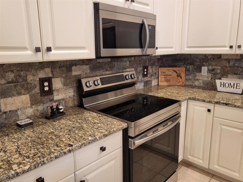 Building Photo - 201 Auburn Woods Cir