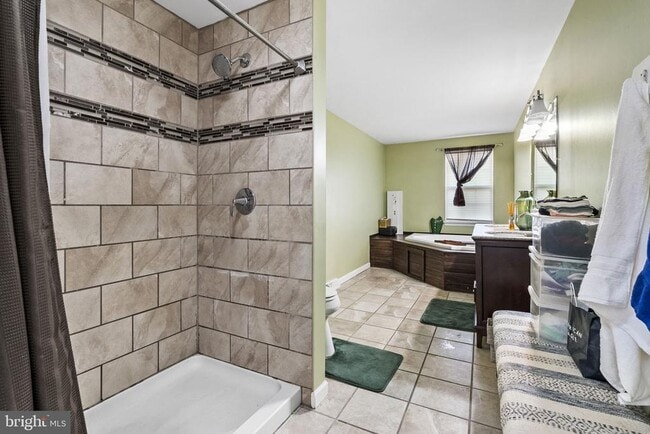 Building Photo - 938 Tamara Dr