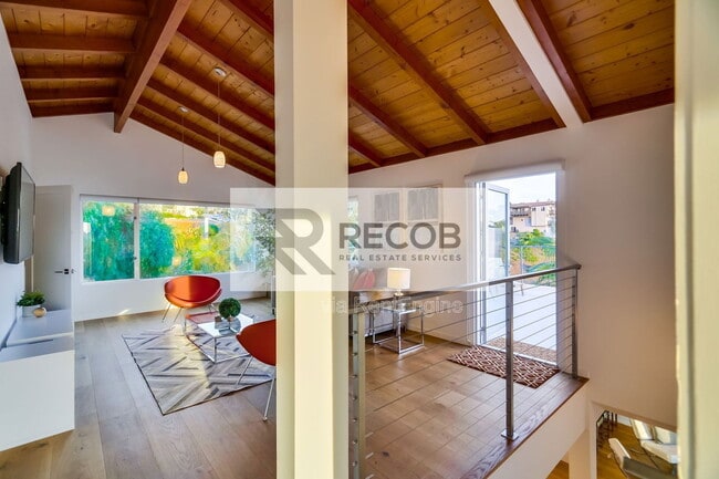 Building Photo - 2641 Curlew St