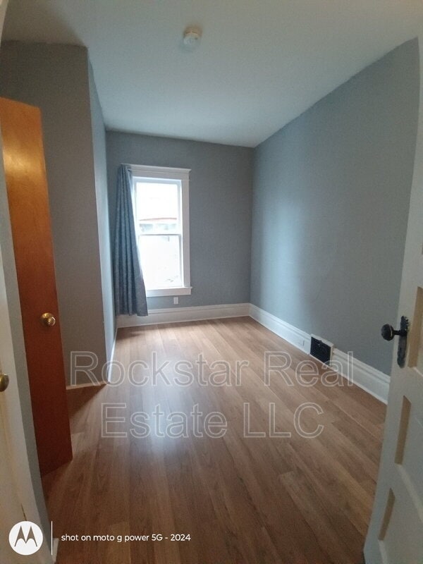 Building Photo - 519 E Ermina Ave