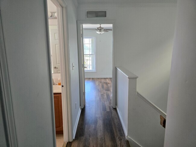 Building Photo - 374 73rd St #6