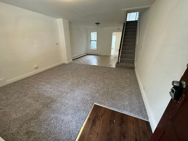 Building Photo - Beautiful 3 bedroom House for rent