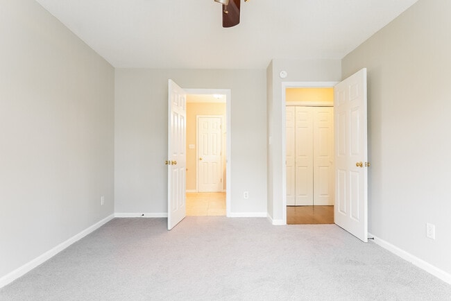 Building Photo - 2012 Russet Meadows Ct