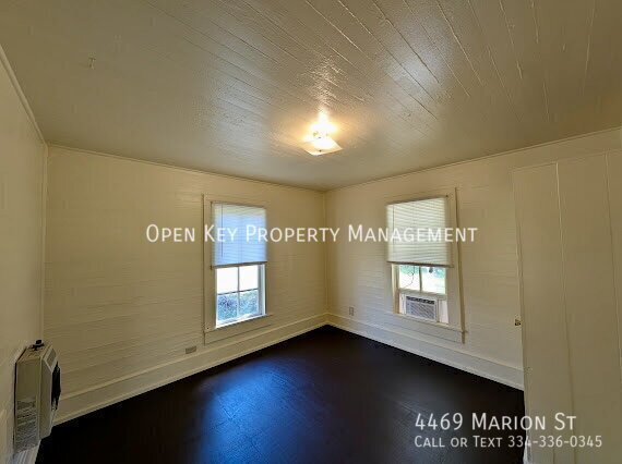 Building Photo - 4469 Marion St