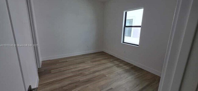 Building Photo - 12413 Solana Bay Cir