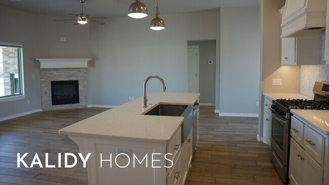 Building Photo - 5216 Bing Cir