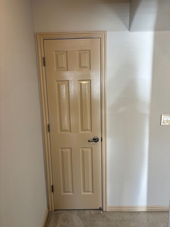 Building Photo - St. George Oasis