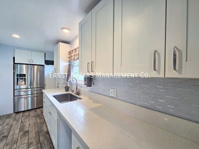 Building Photo - 8131 San Mateo Cir