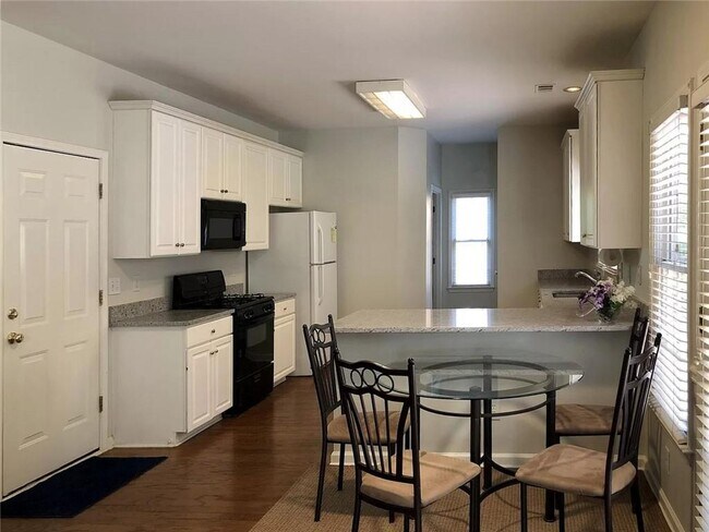 Building Photo - 11305 Havenwood Dr