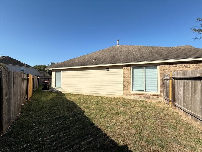 Building Photo - 11007 Witherspoon Dr