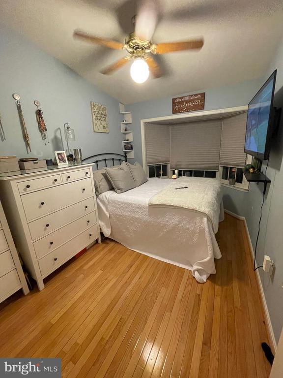 Building Photo - 1125 N Utah St