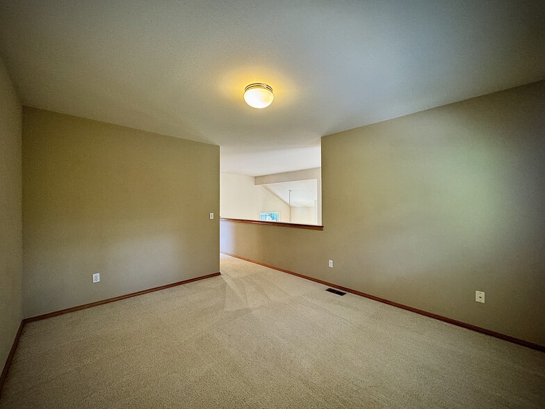 Building Photo - 3001 140th Pl SE