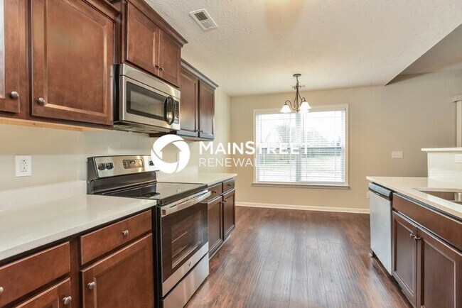 Building Photo - 3 Bedroom Pet-Friendly Home in SMYRNA, TN ...