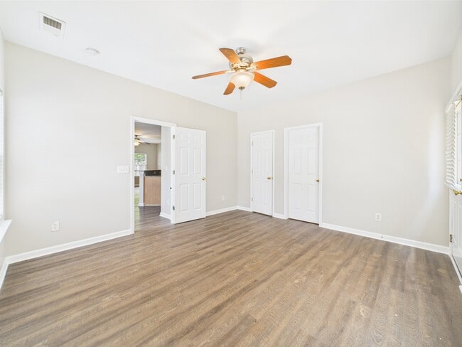 Building Photo - 5706 Bent Creek Cir