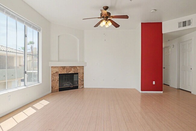 Building Photo - 7185 S Durango Dr