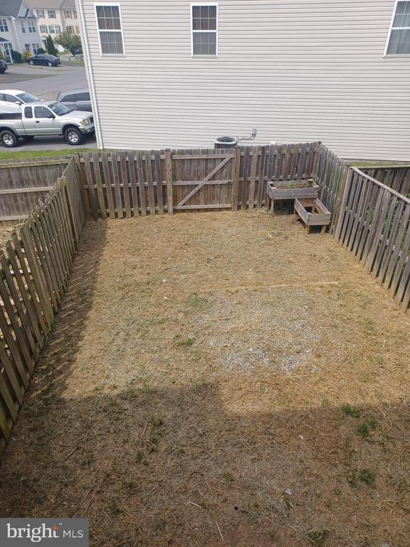 Building Photo - 60 Natural Way