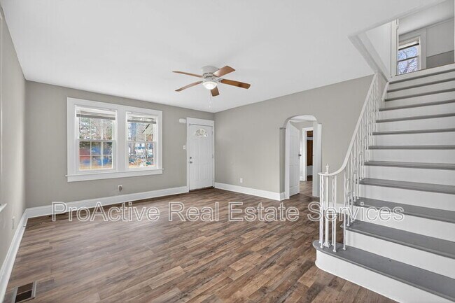 Building Photo - 108 Wright Ave