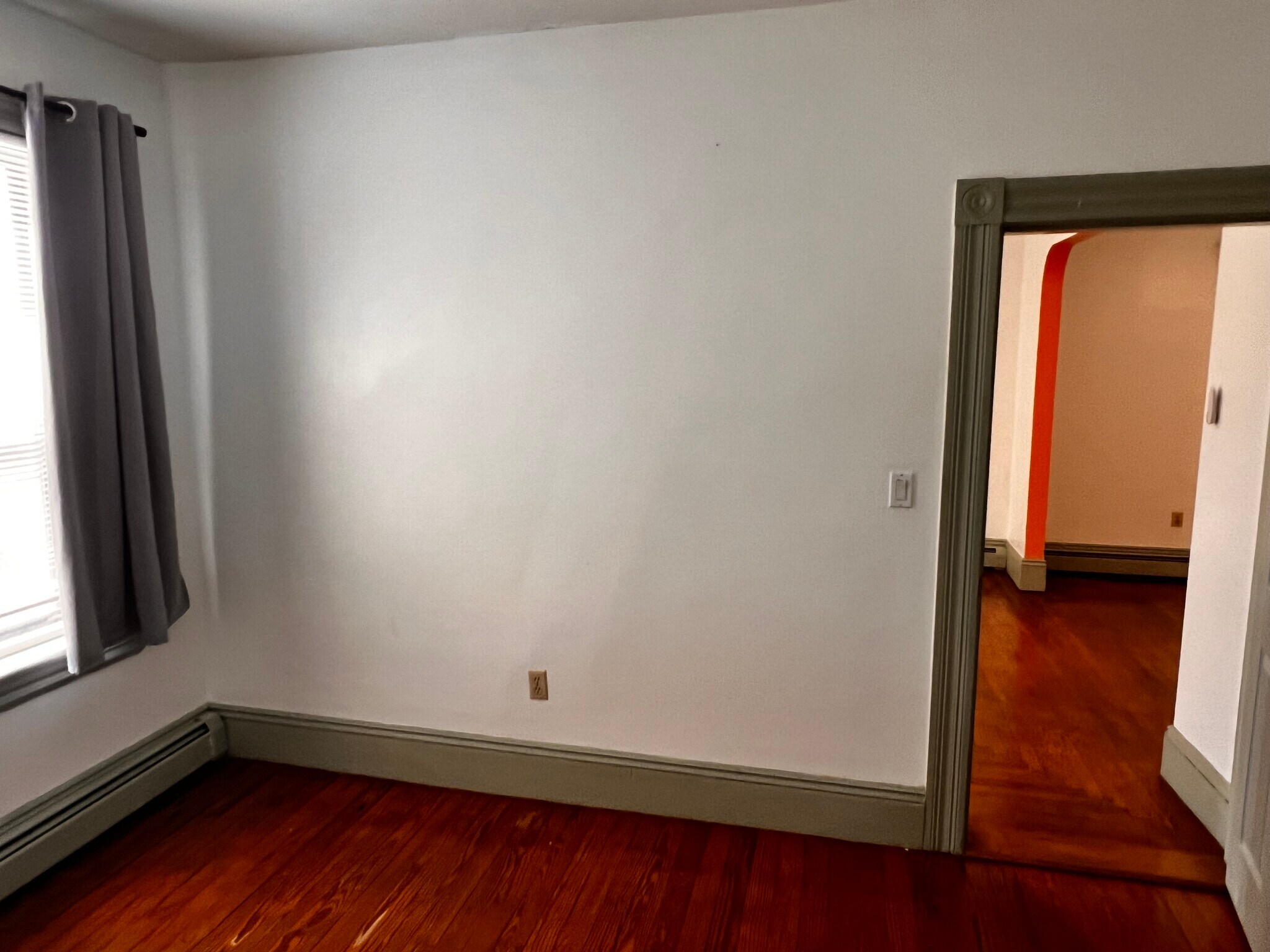 Building Photo - 397 Cranston St