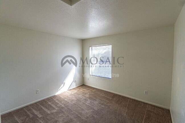 Building Photo - 8646 E Nido Ave
