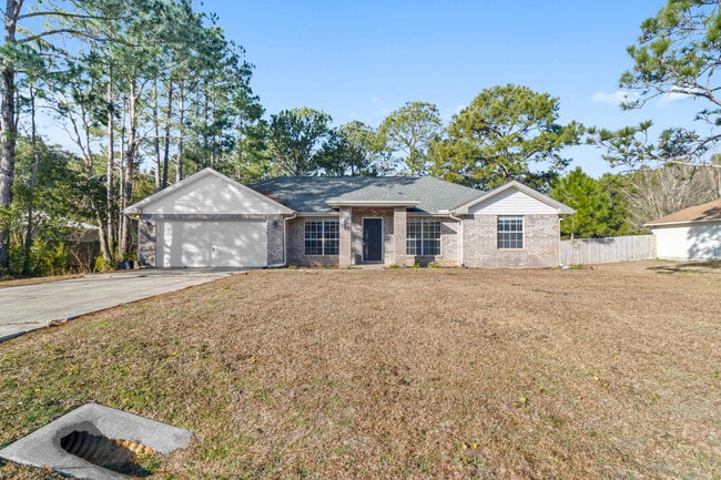 Primary Photo - 1895 Everglades Dr