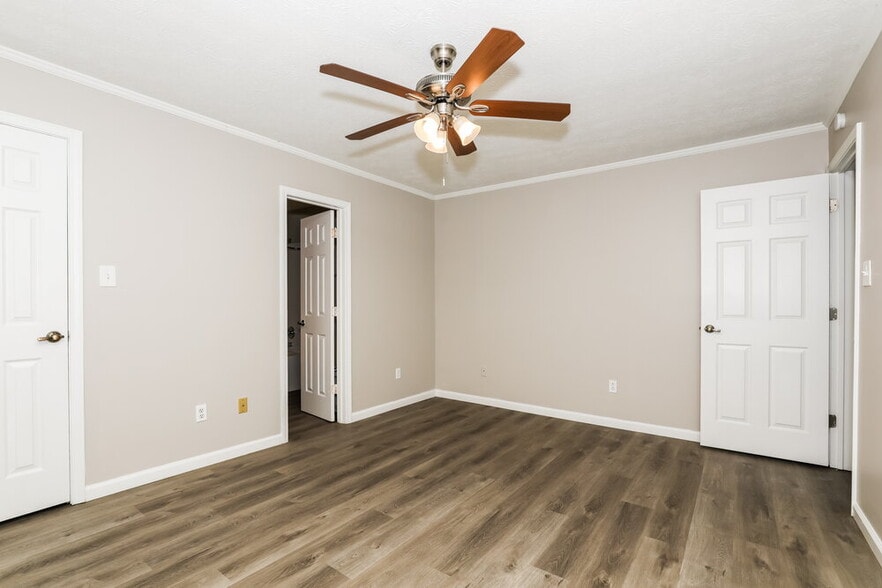 Building Photo - 7750 Harcourt Springs Dr