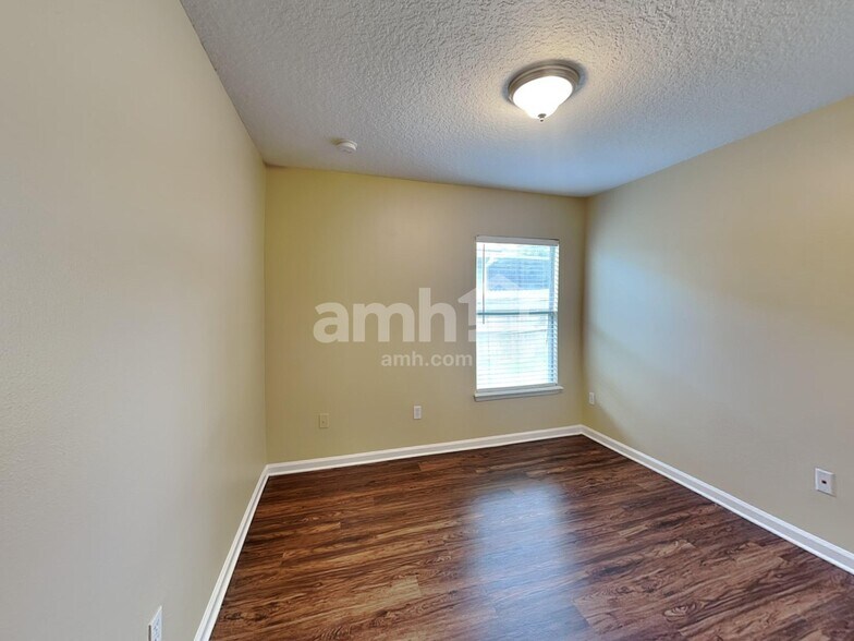 Building Photo - 2612 Ashfield Ct