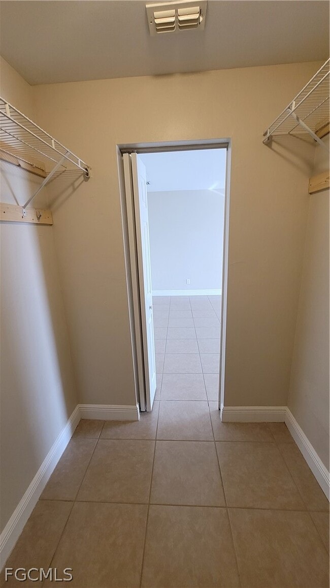 Building Photo - 1225 NW 26th Pl